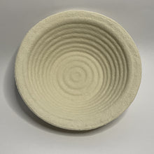 Load image into Gallery viewer, Round Ribbed Recycled Wood Pulp Bread Mould/Brotform  500g
